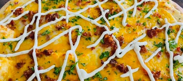 QC Pizza - Minnesota Masher - Loaded Baked Potato Pizza - Mahtomedi MN.